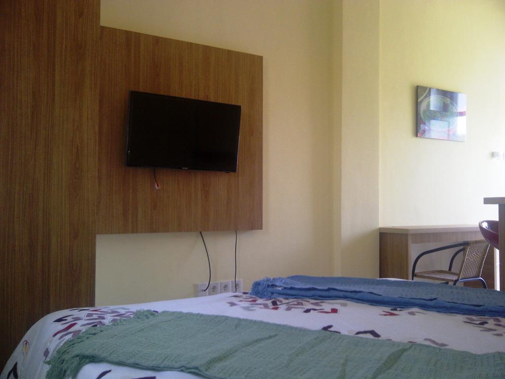 Makassar Breeze Place Residence Szoba fotó
