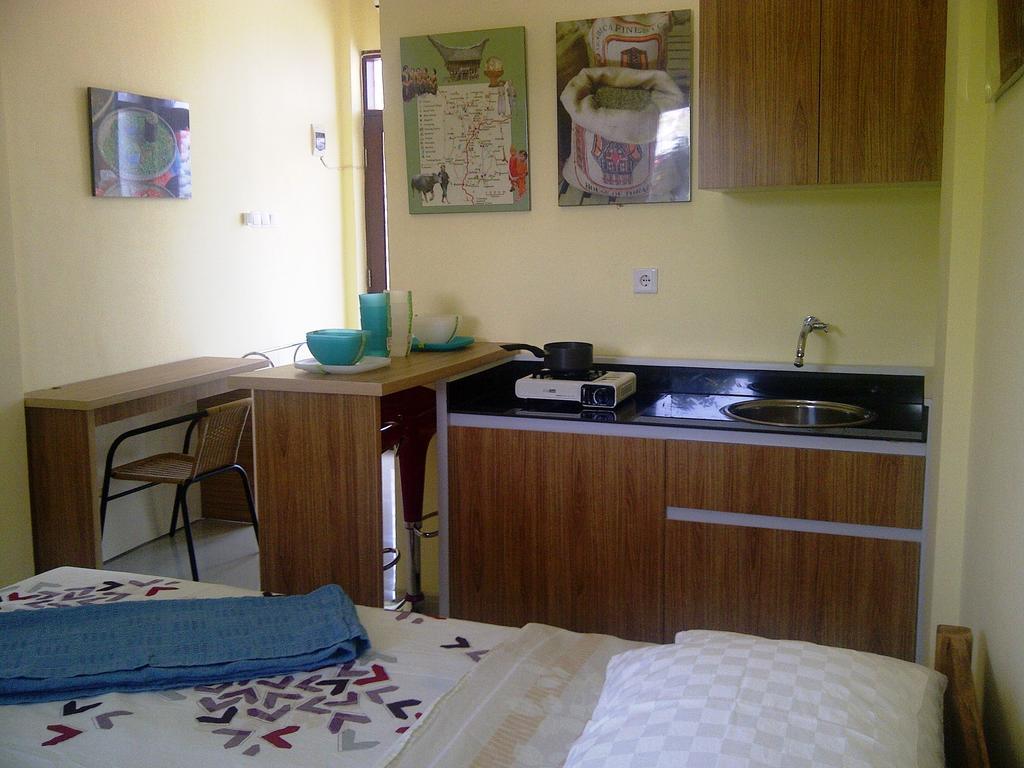 Makassar Breeze Place Residence Szoba fotó
